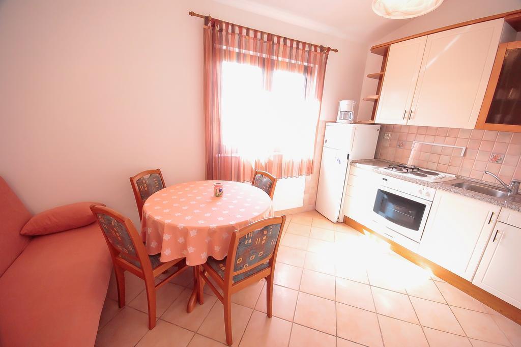 Apartments Skelin Vodice Bilik gambar