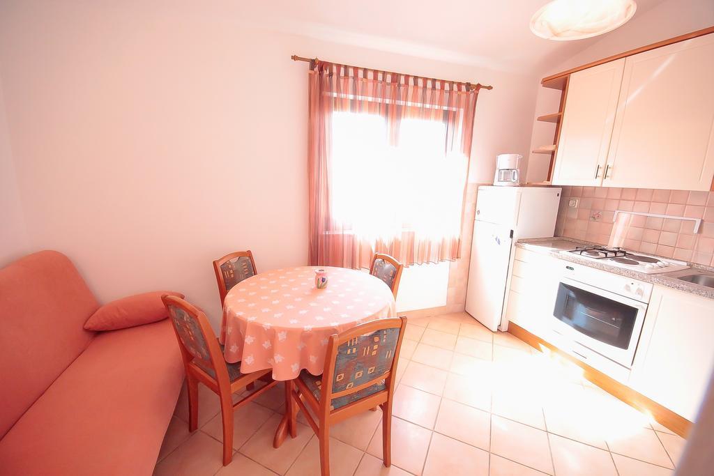Apartments Skelin Vodice Bilik gambar