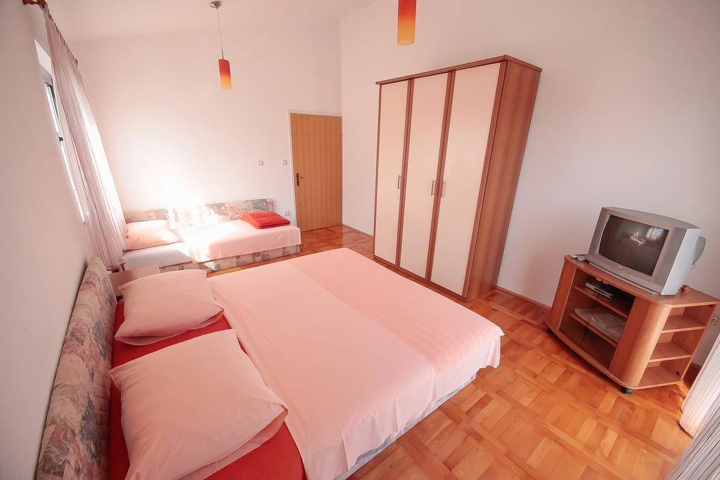 Apartments Skelin Vodice Bilik gambar