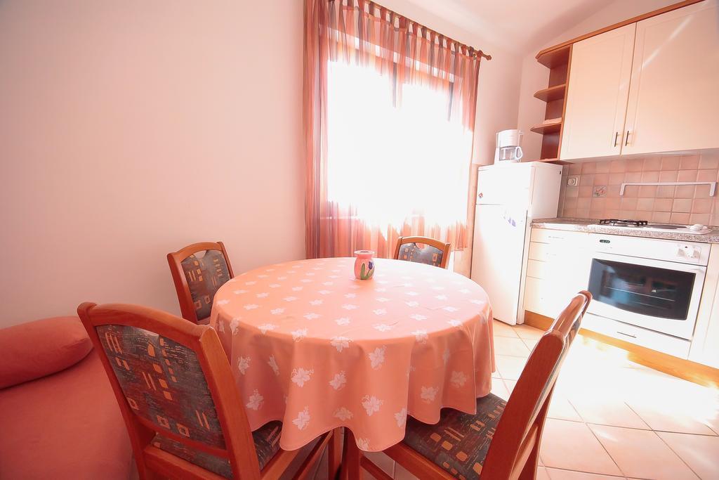Apartments Skelin Vodice Bilik gambar